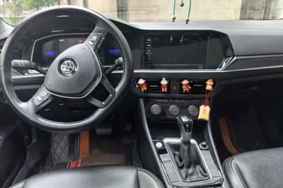Volkswagen Sagitar 2021, 98500 км, за 11114 USD - фото 18