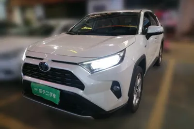 Toyota RAV4 · 2021 год