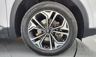 Hyundai Santafe 2019, 113522 км, за 12052.97 USD
