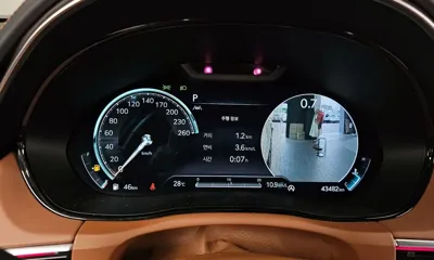 Genesis GV70 2023, 43482 км, за 26176.98 USD - фото 8