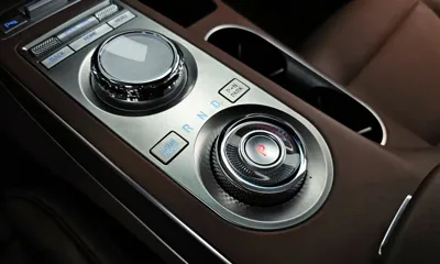 Genesis GV70 2023, 43482 км, за 26176.98 USD - фото 9
