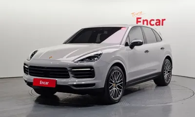 Porsche Cayenne · 2023 год