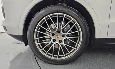 Porsche Cayenne 2023, 37466 км, за 71357.77 USD