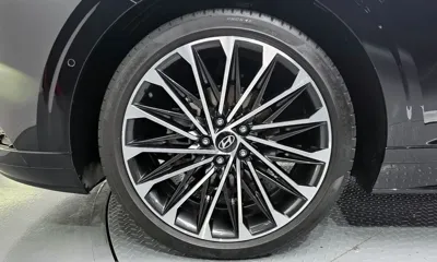 Hyundai Grandeur 2023, 80468 км, за 24744.41 USD
