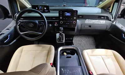 Hyundai Staria 2023, 6707 км, за 16946.92 USD - фото 7