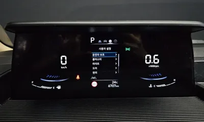 Hyundai Staria 2023, 6707 км, за 16946.92 USD - фото 8