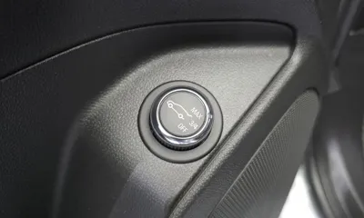 ChevroletGMDaewoo Trax 2024, 32255 км, за 14246.69 USD - фото 30