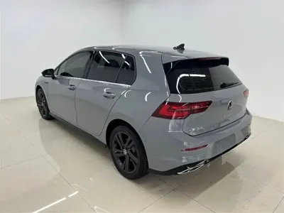 Volkswagen Golf 2023, 70000 км, за 17480.53 USD - фото 6