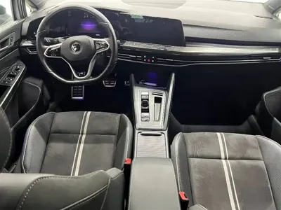 Volkswagen Golf 2023, 70000 км, за 17480.53 USD - фото 15