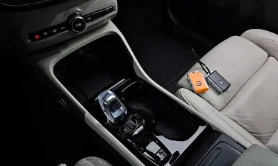 Volvo XC40 2023, 45616 км, за 23127.05 USD - фото 9