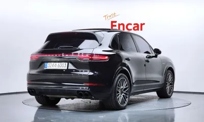 Porsche Cayenne 2023, 28872 км, за 82605.91 USD