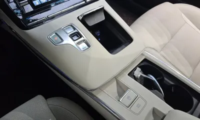 Hyundai Grandeur 2022, 96262 км, за 15526.92 USD - фото 9