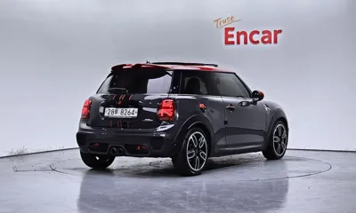 MINI Cooper 2015, 85882 км, за 9124.33 USD