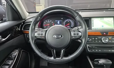 Kia K7 2016, 83899 км, за 8970.94 USD - фото 12