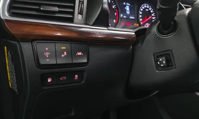 Kia K7 2016, 83899 км, за 8970.94 USD - фото 14
