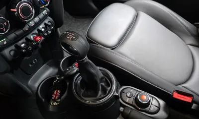 MINI Cooper 2017, 135269 км, за 5123.49 USD - фото 9