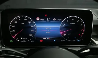 Mercedes-Benz C-Class 2022, 46424 км, за 27647.7 USD - фото 8