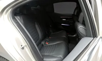 Mercedes-Benz C-Class 2022, 46424 км, за 27647.7 USD - фото 11