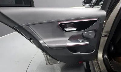 Mercedes-Benz C-Class 2022, 46424 км, за 27647.7 USD - фото 25