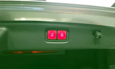 Mercedes-Benz C-Class 2022, 46424 км, за 27647.7 USD - фото 28