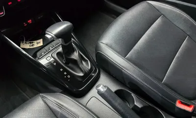 Kia Stonic 2018, 134522 км, за 5579.62 USD - фото 9