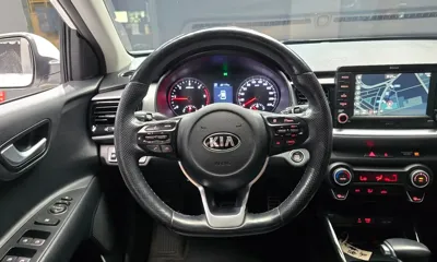 Kia Stonic 2018, 134522 км, за 5579.62 USD - фото 13