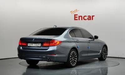 BMW 5-Series 2018, 70157 км, за 16604.8 USD