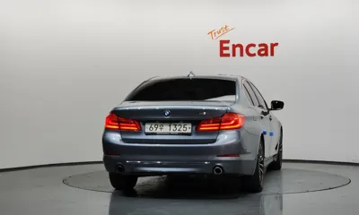 BMW 5-Series 2018, 70157 км, за 16604.8 USD