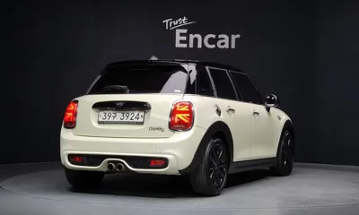 MINI Cooper 2019, 22946 км, за 11854.29 USD