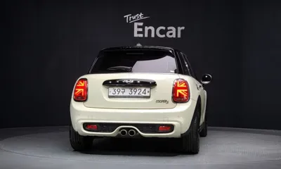 MINI Cooper 2019, 22946 км, за 11854.29 USD