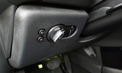 MINI Cooper 2019, 22946 км, за 11854.29 USD - фото 16