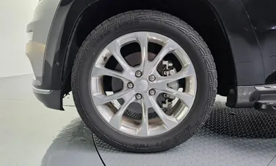Jeep Cherokee 2021, 32947 км, за 23069.82 USD
