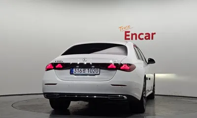 Mercedes-Benz E-Class 2025, 8953 км, за 46798.4 USD