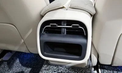Mercedes-Benz E-Class 2025, 8953 км, за 46798.4 USD - фото 32