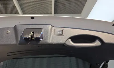 Hyundai Santafe 2018, 144596 км, за 7936.51 USD - фото 29