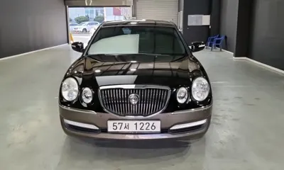 Kia Opirus 2011, 127000 км, за 2953.92 USD