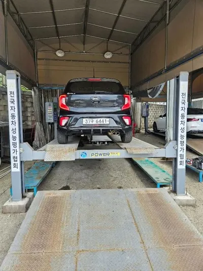 Kia Morning 2017, 123772 км, за 5197.77 USD