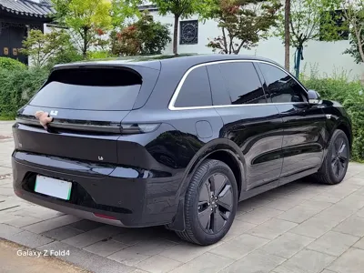 Li Auto Li L6 2025, 17000 км, за 27927.65 USD