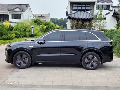 Li Auto Li L6 2025, 17000 км, за 27927.65 USD