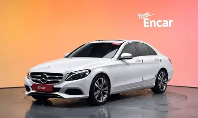 Mercedes-Benz C-Class · 2018 год