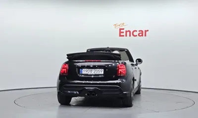 MINI Cooper Convertible 2023, 16794 км, за 21127.21 USD