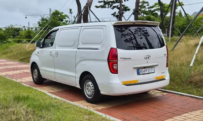 Hyundai Starex 2016, 165400 км, за 5990.75 USD