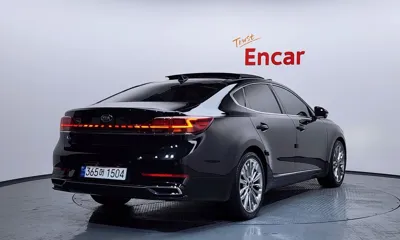 Kia K7 2020, 85992 км, за 14798.74 USD