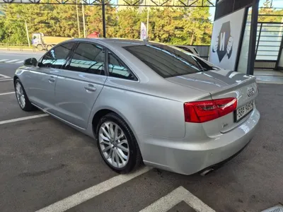 Audi A6 2012, 142700 км, за 3413.42 USD