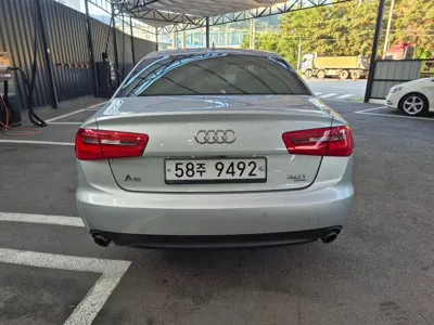 Audi A6 2012, 142700 км, за 3413.42 USD