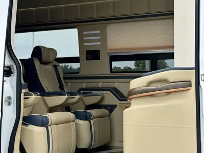 Mercedes-Benz Sprinter 2017, 77000 км, за 42053.08 USD - фото 9