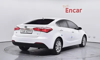 Kia K3 2013, 161024 км, за 3055.32 USD