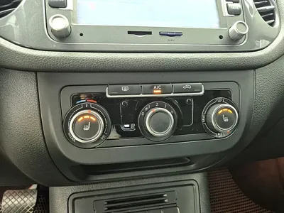 Volkswagen Tiguan 2014, 169976 км, за 3838.15 USD - фото 14