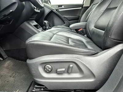 Volkswagen Tiguan 2014, 169976 км, за 3838.15 USD - фото 15