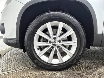 Volkswagen Tiguan 2014, 169976 км, за 3838.15 USD - фото 17